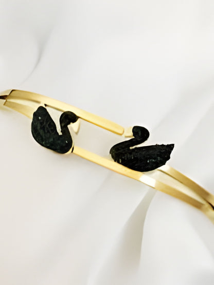 Double duck Handcuff