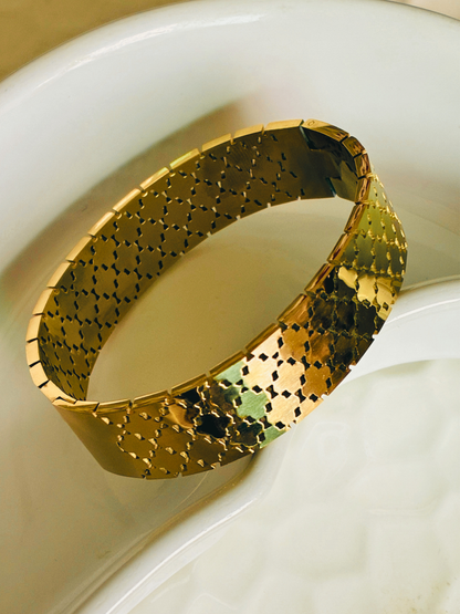 Textured Handcuff
