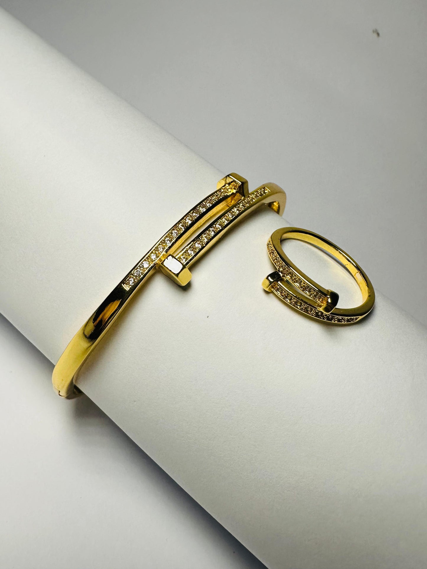 Fancy nut neel bangle with ring