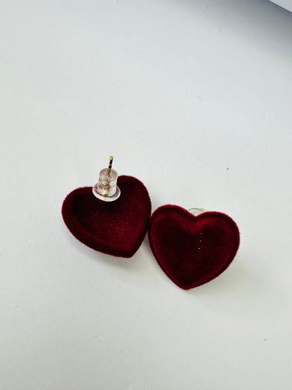 Velvet heart studs