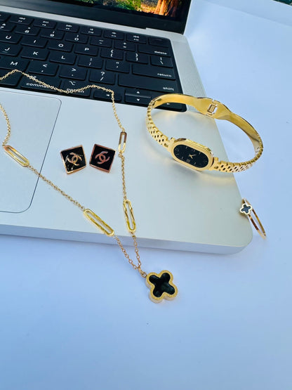 Clover deal set 4 in 1